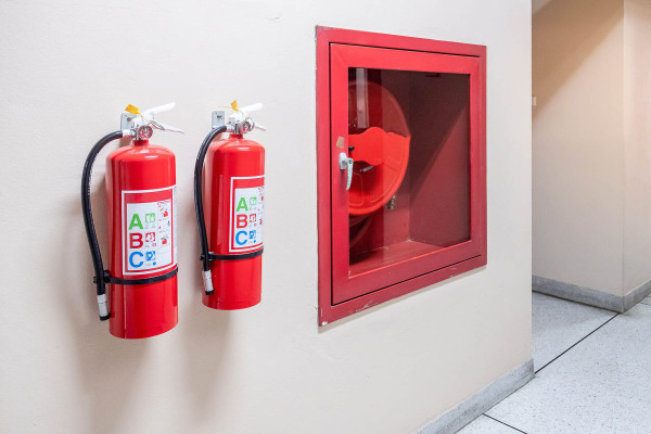 Instalaciones de Equipos de Protección Contra Incendios · Sistemas Protección Contra Incendios Cornellà de Llobregat